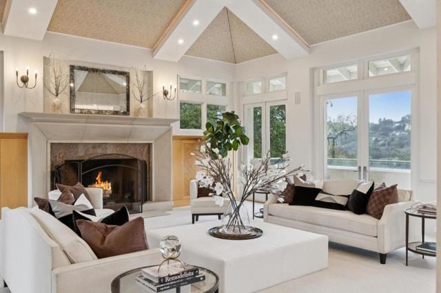 24292 Elise Court, Los Altos Hills CA: https://media.crmls.org/mediaz/099a1823-9d8b-4a3e-9112-1e529f4f7c50.jpg