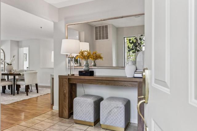 438 Portofino Drive, San Carlos CA: https://media.crmls.org/mediaz/099a3fac-9e37-493d-bcc2-6188e43d1c4d.jpg