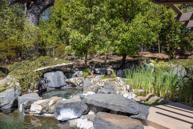 7 Rumsen Trace, Carmel CA: https://media.crmls.org/mediaz/099a81b7-1eb6-4dcf-b47f-1510dade1ac7.jpg