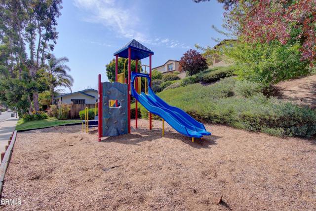 397 Hupa Street, Ventura CA: https://media.crmls.org/mediaz/099b3973-a39f-41d7-b84a-de1d6a41d7fb.jpg