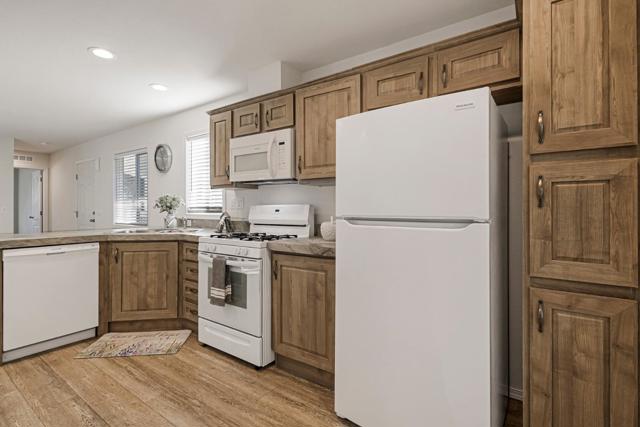 108 Cottonwood Road, Oroville CA: https://media.crmls.org/mediaz/099cbf9d-52b8-415c-980b-adf3eb978f54.jpg