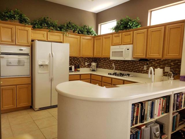 78786 Gorham Lane, Palm Desert CA: https://media.crmls.org/mediaz/099dc30d-d557-440c-bc2e-ed1bf6ef8a8b.jpg
