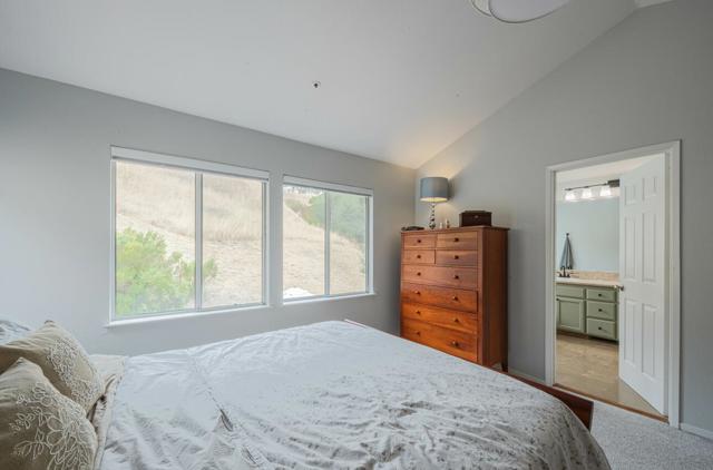 21028 Country Park Road, Salinas CA: https://media.crmls.org/mediaz/099e76d3-5dbe-4cf8-ab6a-904c6f5a2d17.jpg