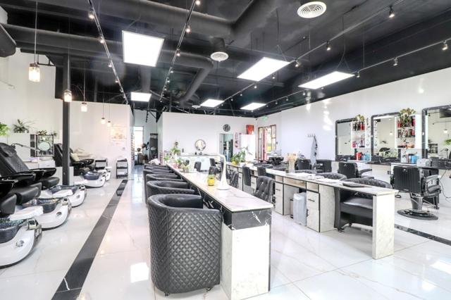 795 795 Cochrane, Morgan Hill CA: https://media.crmls.org/mediaz/099e977e-6421-4dbb-b9e9-cf6a7091c431.jpg