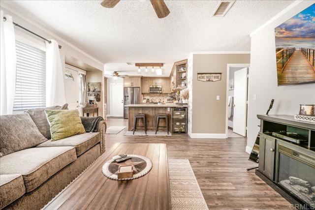 Detail Gallery Image 8 of 30 For 10212 Swanton Dr, Santee,  CA 92071 - 4 Beds | 2 Baths
