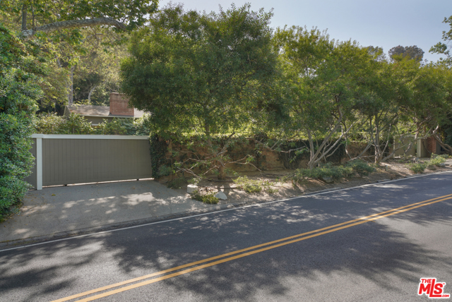 Image 3 for 2237 Mandeville Canyon Rd, Los Angeles, CA 90049