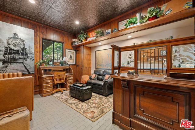 4535 Vanalden Avenue, Tarzana CA: https://media.crmls.org/mediaz/09a00c52-358c-4485-adc2-a12fd49b235c.jpg