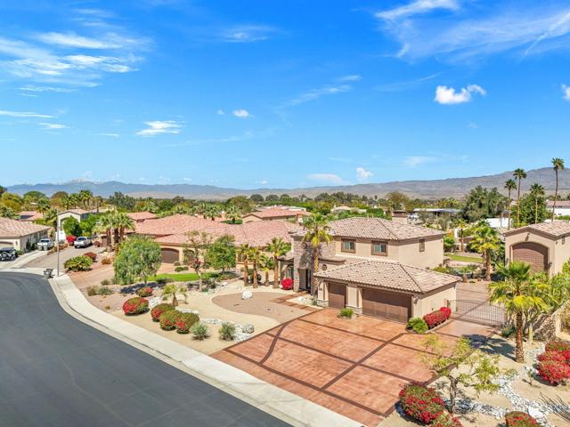 78702 Sophia Circle, Bermuda Dunes CA: https://media.crmls.org/mediaz/09a0f457-8c11-47a7-aee3-4f1901fb42a3.jpg