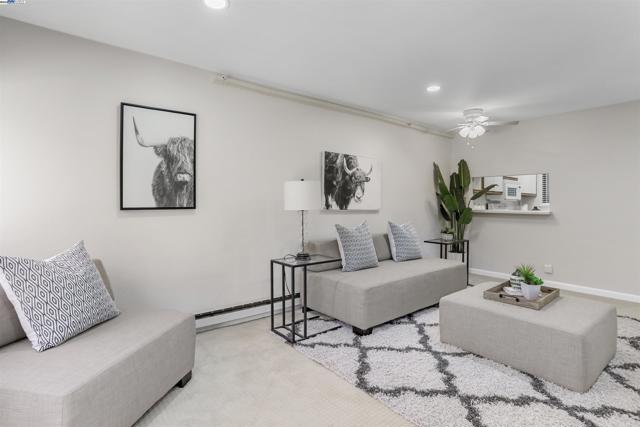 320 Peninsula Ave, San Mateo CA: https://media.crmls.org/mediaz/09a12599-da95-45c8-8381-80a443a295ce.jpg
