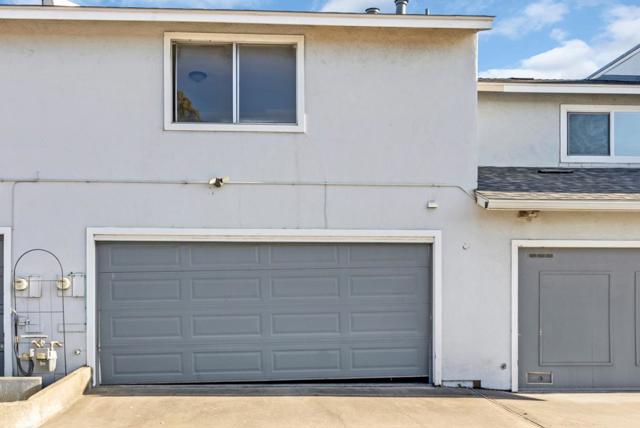967 Hilby Avenue, Seaside CA: https://media.crmls.org/mediaz/09a25580-4d9f-44b9-9c51-1870eee3ed96.jpg