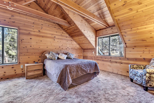53340 Idyllbrook Drive, Idyllwild CA: https://media.crmls.org/mediaz/09a2b6ec-0aee-415f-a131-c30c562f5d19.jpg