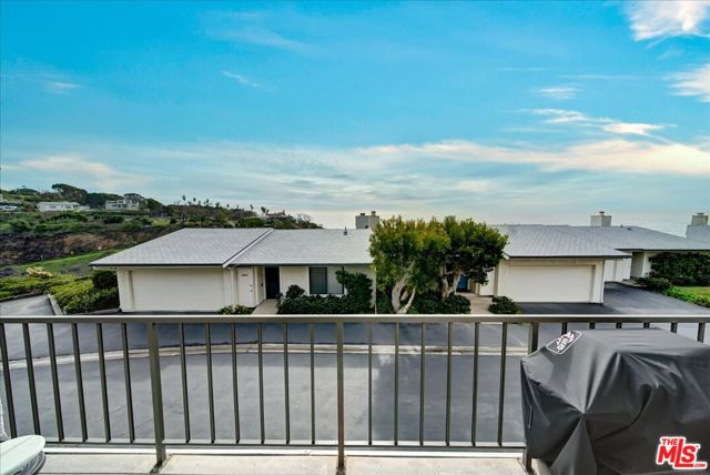 29660 Zuma Bay Way photo 2