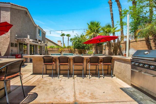 79320 Desert Wind Court, La Quinta CA: https://media.crmls.org/mediaz/09a38b2e-91d3-4348-9b86-b77557ba79f8.jpg