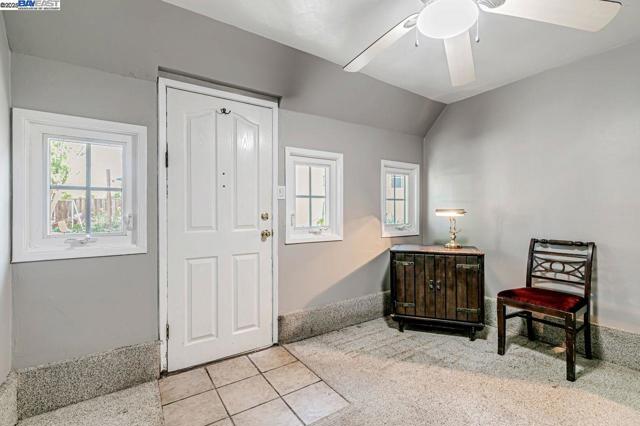 4533 Santa Cruz Ct, Fremont CA: https://media.crmls.org/mediaz/09a3969f-4197-44a4-97e1-e2ff6fd9655c.jpg