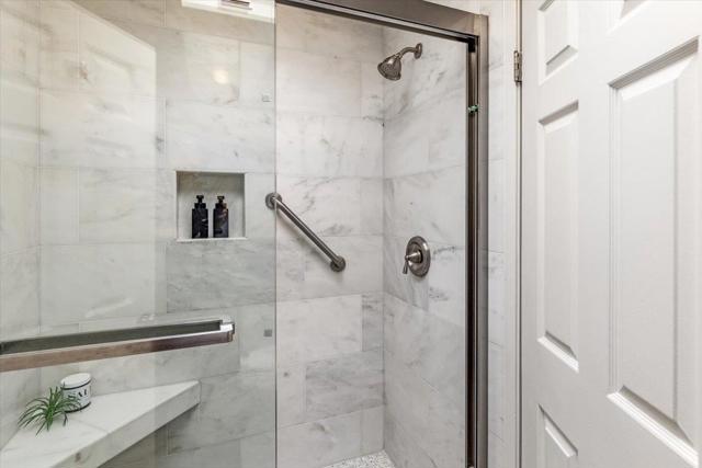 2409 Park Boulevard, Palo Alto CA: https://media.crmls.org/mediaz/09a42882-ed4b-4d1c-bc03-363ba625a238.jpg