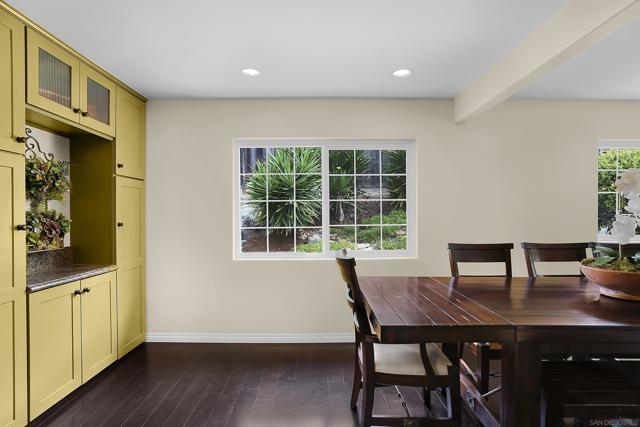 2953 Courser Ave, San Diego CA: https://media.crmls.org/mediaz/09a6e622-2bab-41c2-8ae1-424d0ee98fb9.jpg