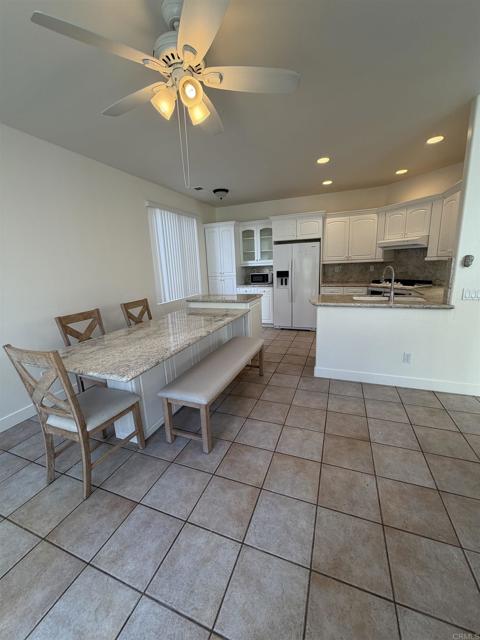 Detail Gallery Image 6 of 31 For 2450 La Costa, Chula Vista,  CA 91915 - 3 Beds | 2/1 Baths