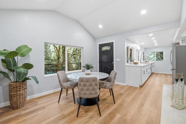 831 Hillcrest Drive, Felton CA: https://media.crmls.org/mediaz/09a73ff3-3991-4950-be53-0c7da50da172.jpg