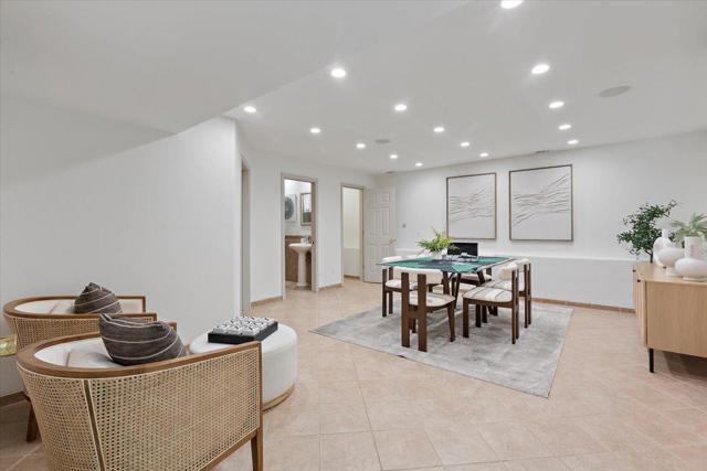17095 Summit Way, Los Gatos CA: https://media.crmls.org/mediaz/09a78ceb-b785-4329-8796-529dfb987b21.jpg