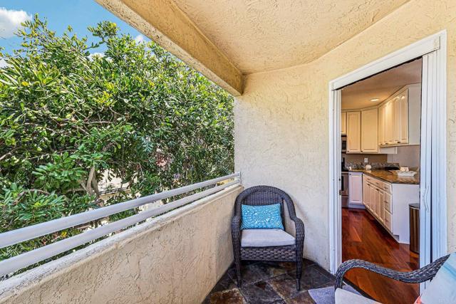 3843 Riviera Drive, San Diego CA: https://media.crmls.org/mediaz/09a83d53-b2a0-4d49-a969-dd789fa1c105.jpg