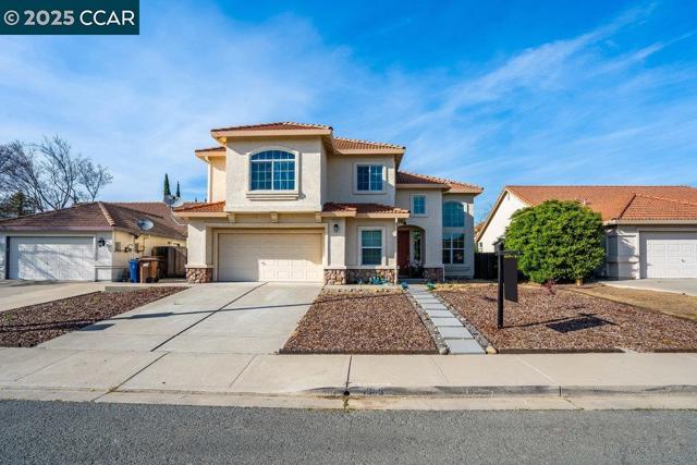 4305 Calsite Ct, Antioch CA: https://media.crmls.org/mediaz/09a8435c-62ad-42bd-8f1c-7c4c30fddbfb.jpg