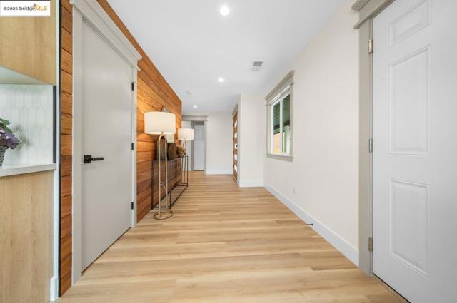 713 Midcrest Way, El Cerrito CA: https://media.crmls.org/mediaz/09a84ddd-c53e-4d1e-be6e-095777482bdb.jpg