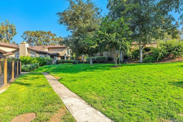 7398 Park View Court, Santee CA: https://media.crmls.org/mediaz/09a95ff1-1a2b-48b6-bd99-9850a0a154ca.jpg