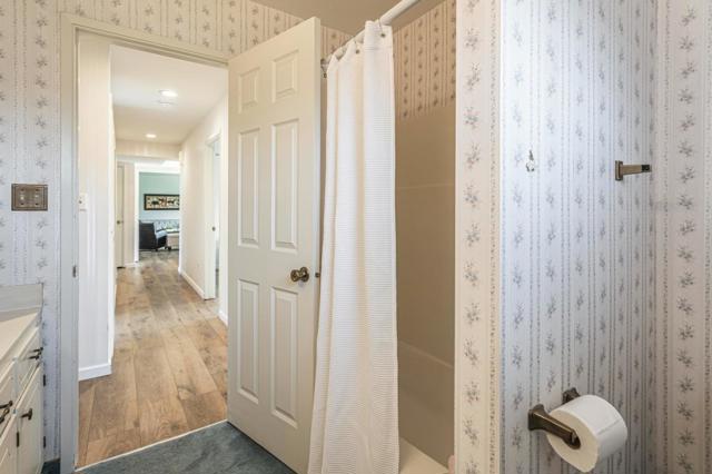 690 Ridgemark Drive, Hollister CA: https://media.crmls.org/mediaz/09a9dd94-36be-4b5b-8f59-da946b6283ce.jpg