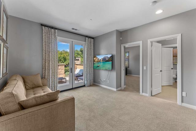 Detail Gallery Image 20 of 62 For 7090 Sitio Corazon, Carlsbad,  CA 92009 - 4 Beds | 3/1 Baths