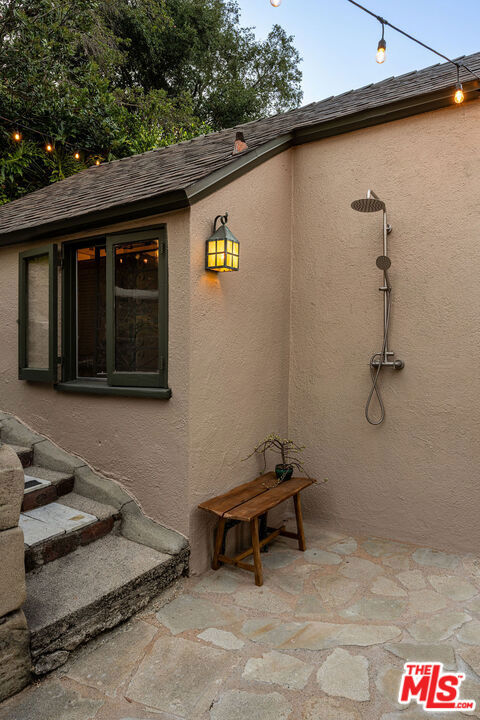 1117 N Avenue 64, Los Angeles CA: https://media.crmls.org/mediaz/09ad18b7-48a2-48d7-8995-73632f263615.jpg