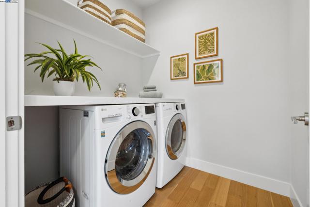 5472 KALES AVENUE, Oakland CA: https://media.crmls.org/mediaz/09ad6e75-625b-4a99-b6d5-65a59948475f.jpg
