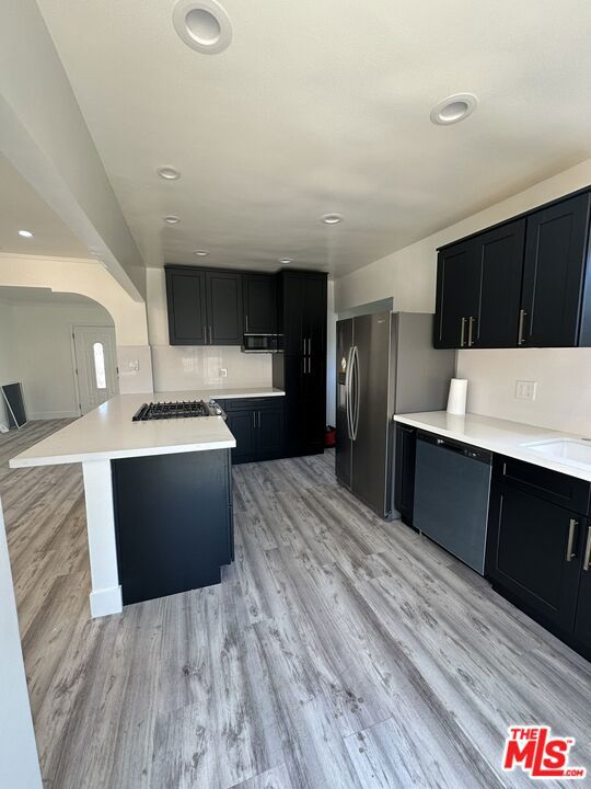 8037 Campion Drive, Los Angeles CA: https://media.crmls.org/mediaz/09ad977c-2039-4114-8fbf-0e6b6b42162b.jpg