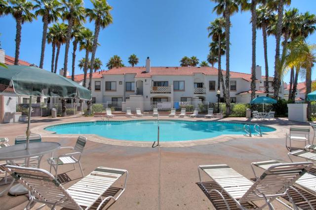 9342 Twin Trails Drive, San Diego CA: https://media.crmls.org/mediaz/09ae1bb4-b7f8-4662-8f0d-ea9d56ca40e9.jpg