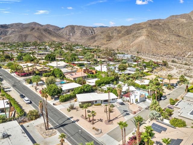 68079 Vista Del Valle, Cathedral City CA: https://media.crmls.org/mediaz/09ae330d-d5c2-403f-a75a-5c824cfd70f8.jpg