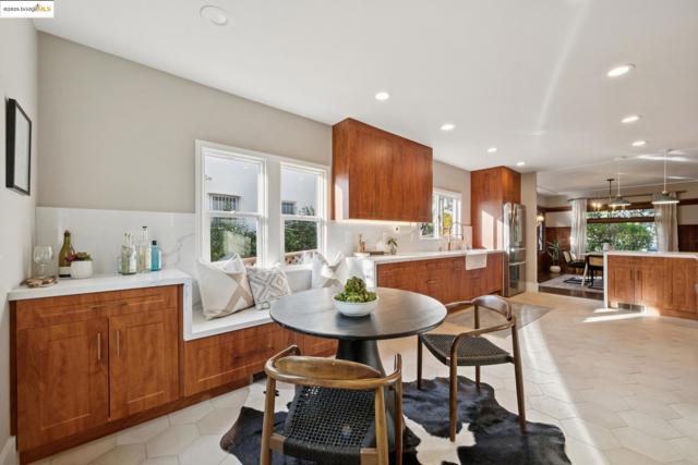 919 Mckinley Ave, Oakland CA: https://media.crmls.org/mediaz/09af8af7-b886-4c77-8c4e-fee618fe58d8.jpg