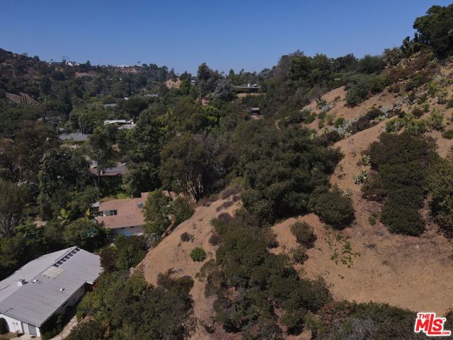 0 Allenwood, Los Angeles CA: https://media.crmls.org/mediaz/09af920b-3bd9-4d44-9a0f-9e77d0490d00.jpg