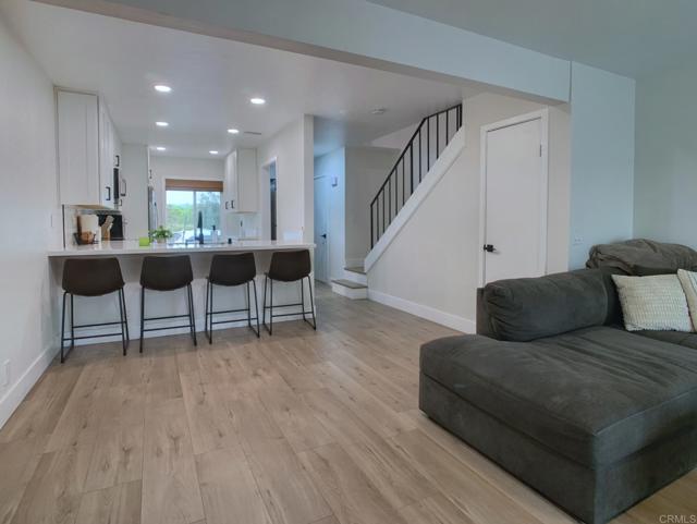 Detail Gallery Image 13 of 39 For 9230 Carlton Oaks Dr, Santee,  CA 92071 - 2 Beds | 1/1 Baths