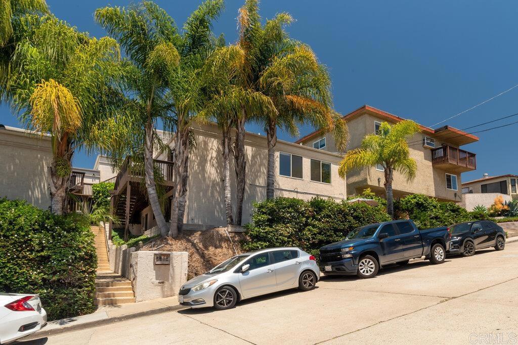 5810 Riley Street #4