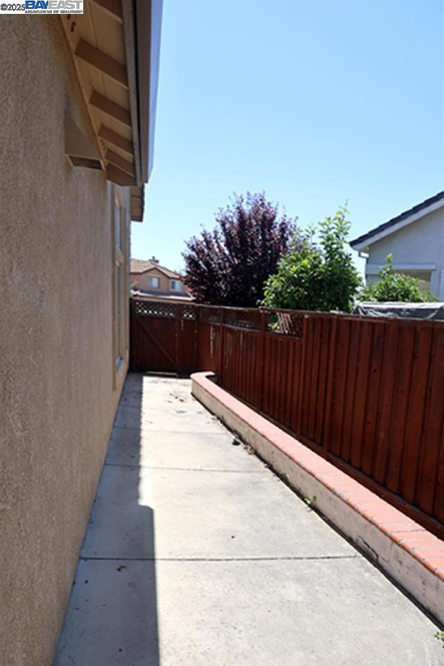 2016 Aspen Ct, Antioch CA: https://media.crmls.org/mediaz/09b212ac-c011-41a5-947b-a5608838110f.jpg