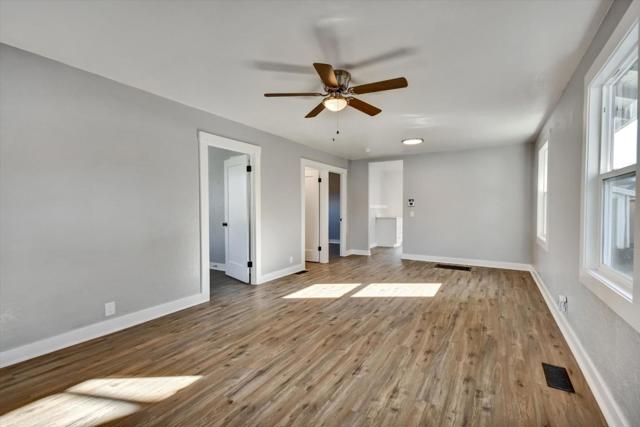 367 College Street, Hollister CA: https://media.crmls.org/mediaz/09b4cf07-1656-47f6-a8b0-83816ece70bd.jpg