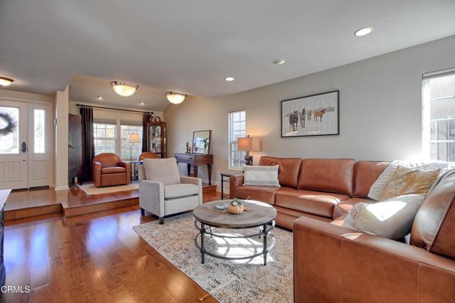 Detail Gallery Image 12 of 33 For 1773 Powell Dr, Ventura,  CA 93004 - 3 Beds | 2/1 Baths