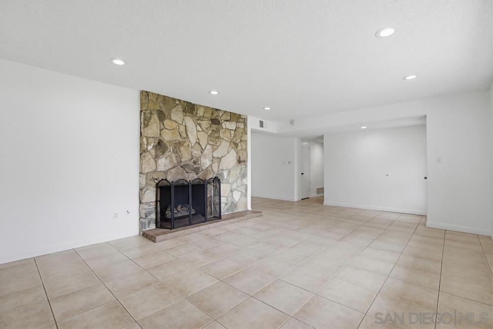 12838 Montauk St - photo 5
