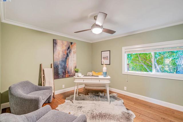 6703 Crow Canyon Rd, Castro Valley CA: https://media.crmls.org/mediaz/09b56c4c-3277-4ad9-a12d-a8e77f970197.jpg