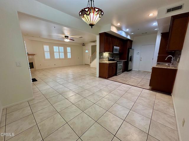 Detail Gallery Image 3 of 17 For 1824 10th Ave, Monrovia,  CA 91016 - 4 Beds | 2/1 Baths