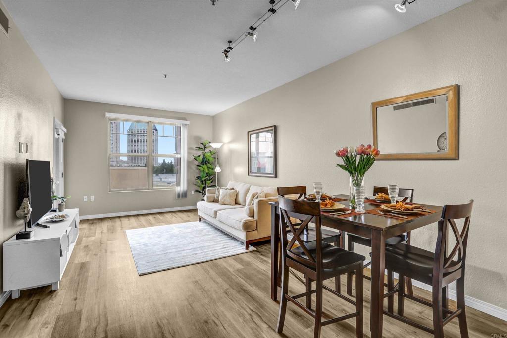 330 J Street - photo 18