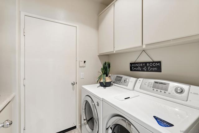 12630 Springbrook Dr, San Diego CA: https://media.crmls.org/mediaz/09b83423-56b5-4b32-b81f-e4671c54a96b.jpg
