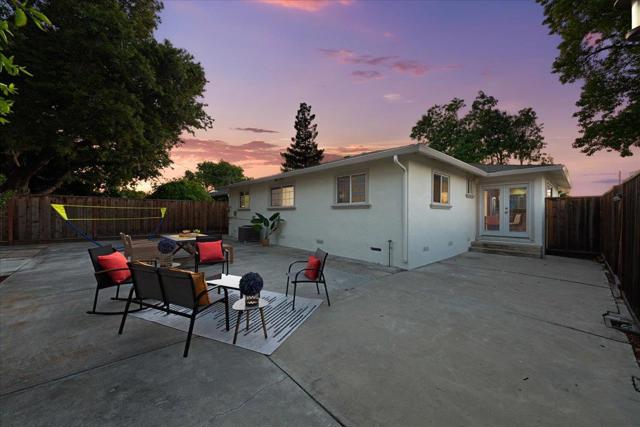 2804 Steinhart Court, Santa Clara CA: https://media.crmls.org/mediaz/09b882c8-9d02-44b5-9727-5d832e83dbad.jpg