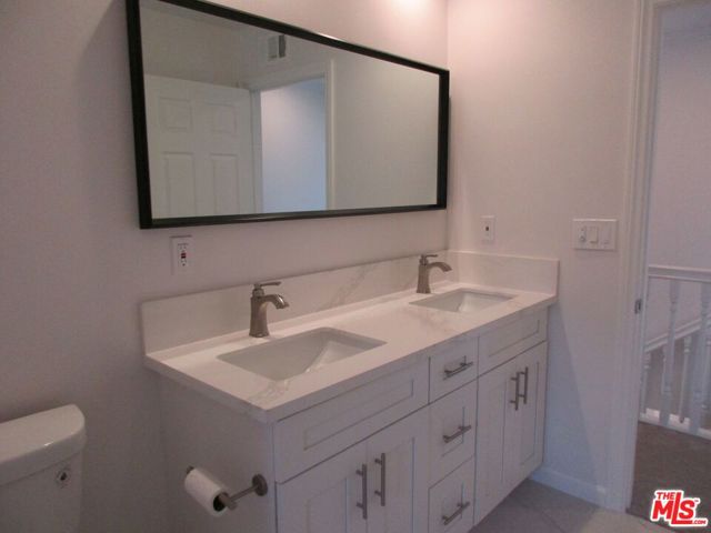 28436 Lomo Drive, Rancho Palos Verdes CA: https://media.crmls.org/mediaz/09b8ad15-3242-47a1-9542-f2f7d4ddf6c4.jpg