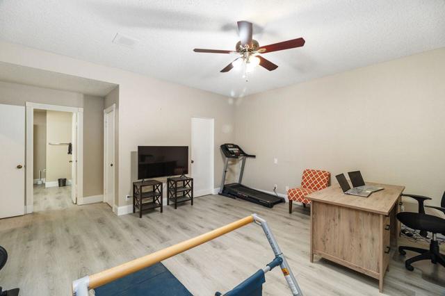 10321 Sunningdale Drive, Rancho Mirage CA: https://media.crmls.org/mediaz/09b8be63-1976-4714-a68b-5ad1ec1b1b76.jpg