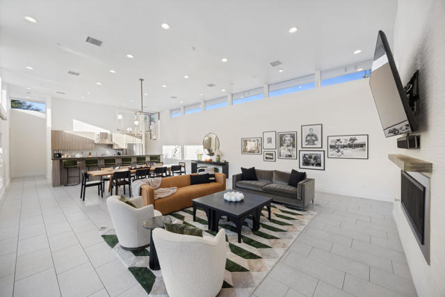 51165 Evangeline Way, La Quinta CA: https://media.crmls.org/mediaz/09b9c102-7c8d-4e34-b8f9-babd9a2ed1a7.jpg